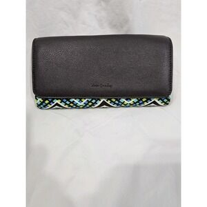 Vera Bradley Audrew Wallet Clutch in‎ Rain Forest RFID Green